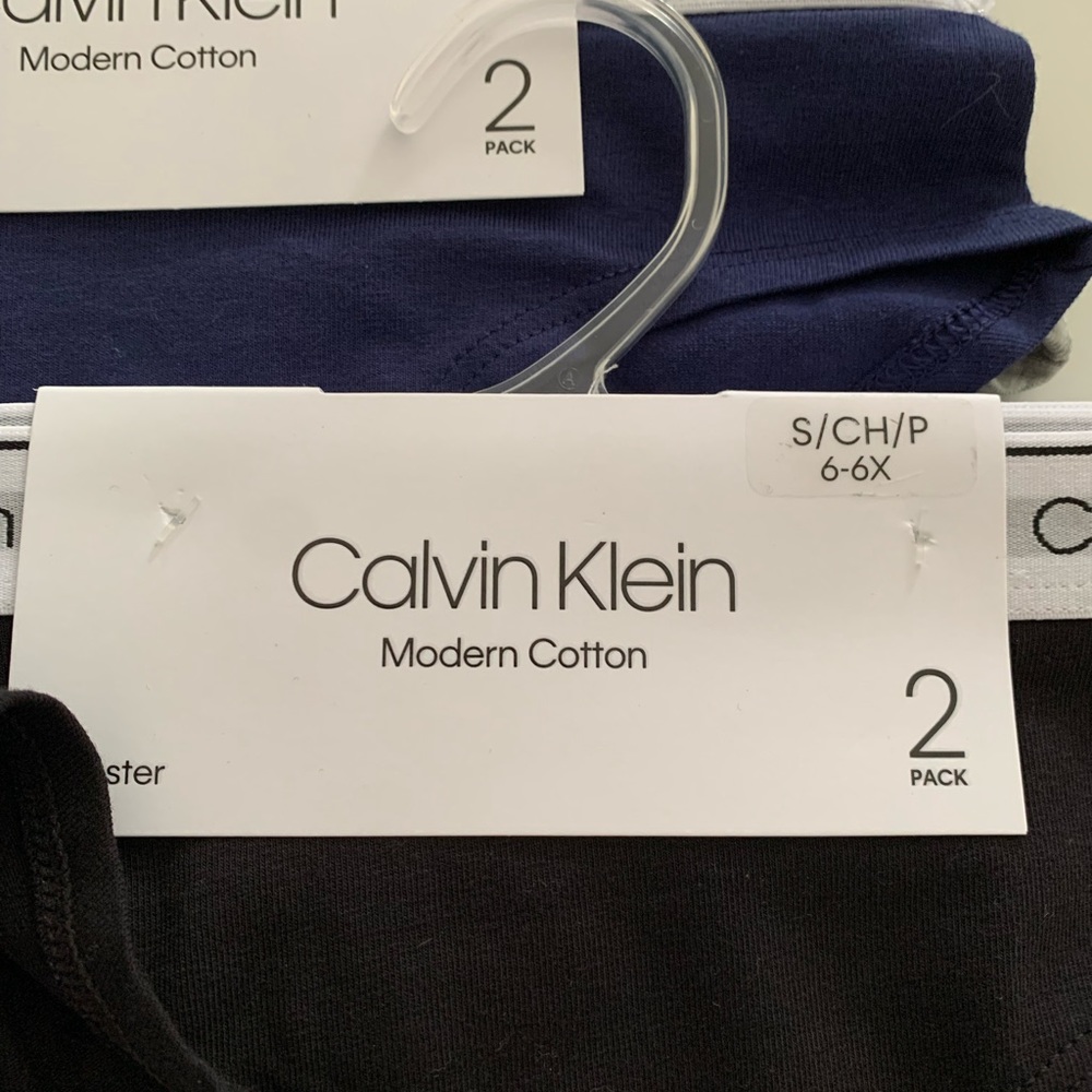 Calvin Klein Childs 6-6X 4- pack Cotton Hipsters NWT
Black, Blue & 2- pair Gray - Picture 4 of 6
